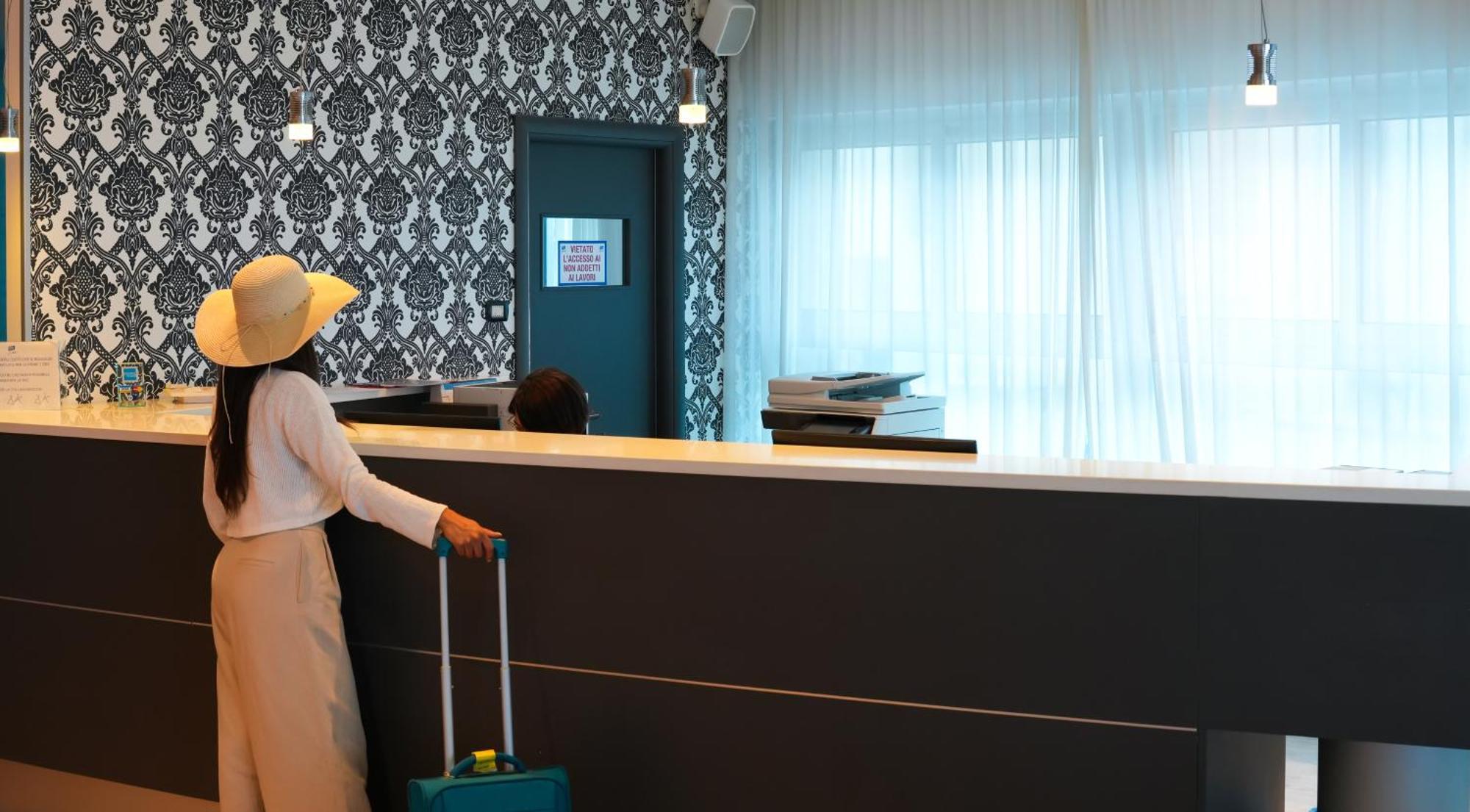 Hotel Lido 알바아드리안티카 외부 사진